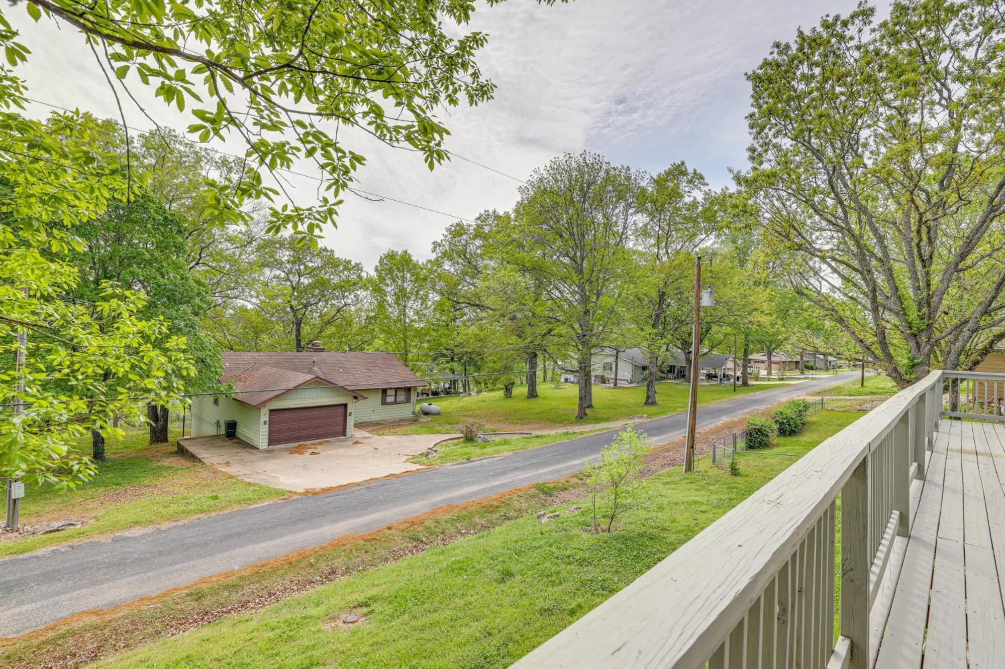 Shell Knob Home With Deck And Table Rock Lake View Exteriér fotografie